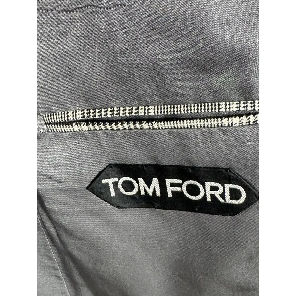 Tom Ford Houndstooth Wool Silk Peak Lapel 2Pc Suit 54R 44R US 38x30 Trousers